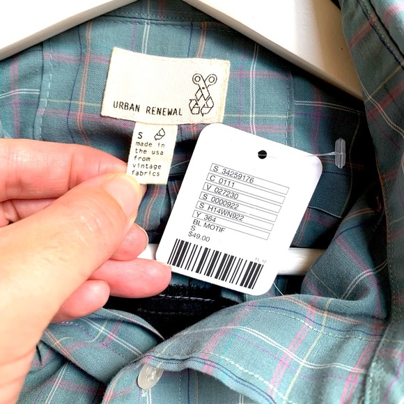 MOVING SALE | NWT Urban Outfitters Women’s Long Plaid Sleeveless Top, Size S - Picture 4 of 4